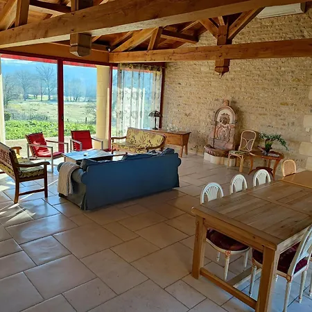 Maison De Charme Les Caillaves Holiday home